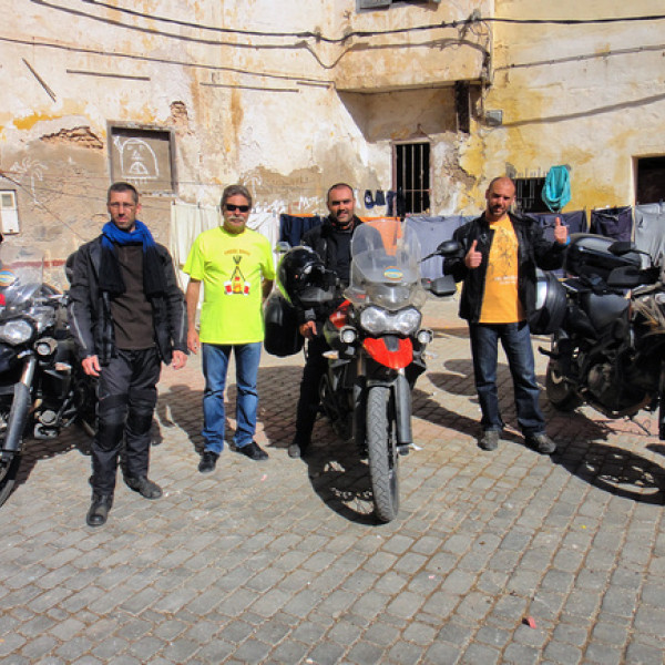 Thumbnail for "Ombre Rosse"