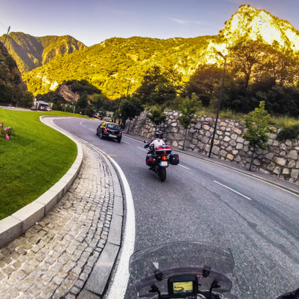 Thumbnail for A loira de um metro e noventa