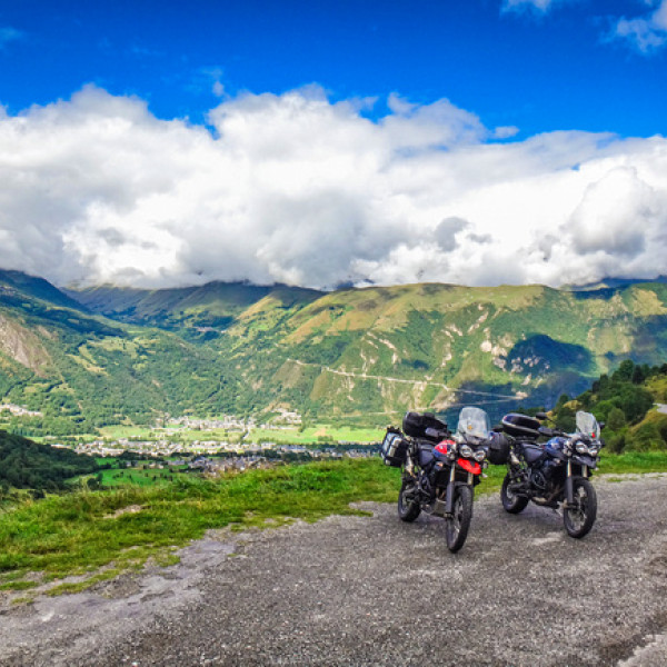 Thumbnail for Onde mija um português...